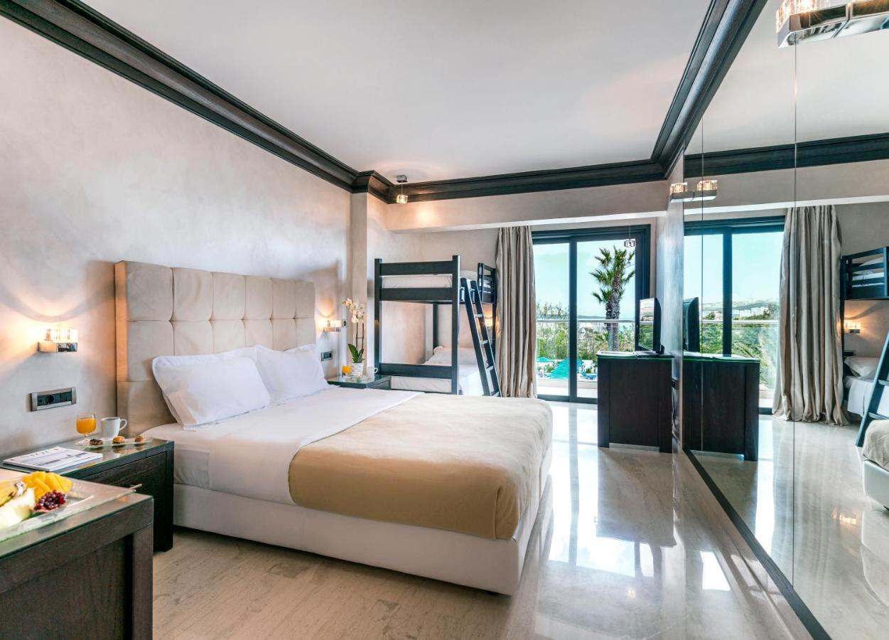 Chambre Quadruple - Vue sur Mer