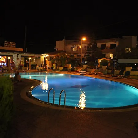 Lyristis Dinos Studios & Apartments-2