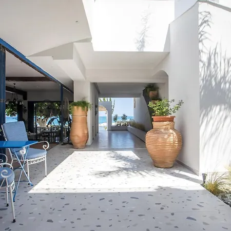 Dimitra Boutique Rooms-2
